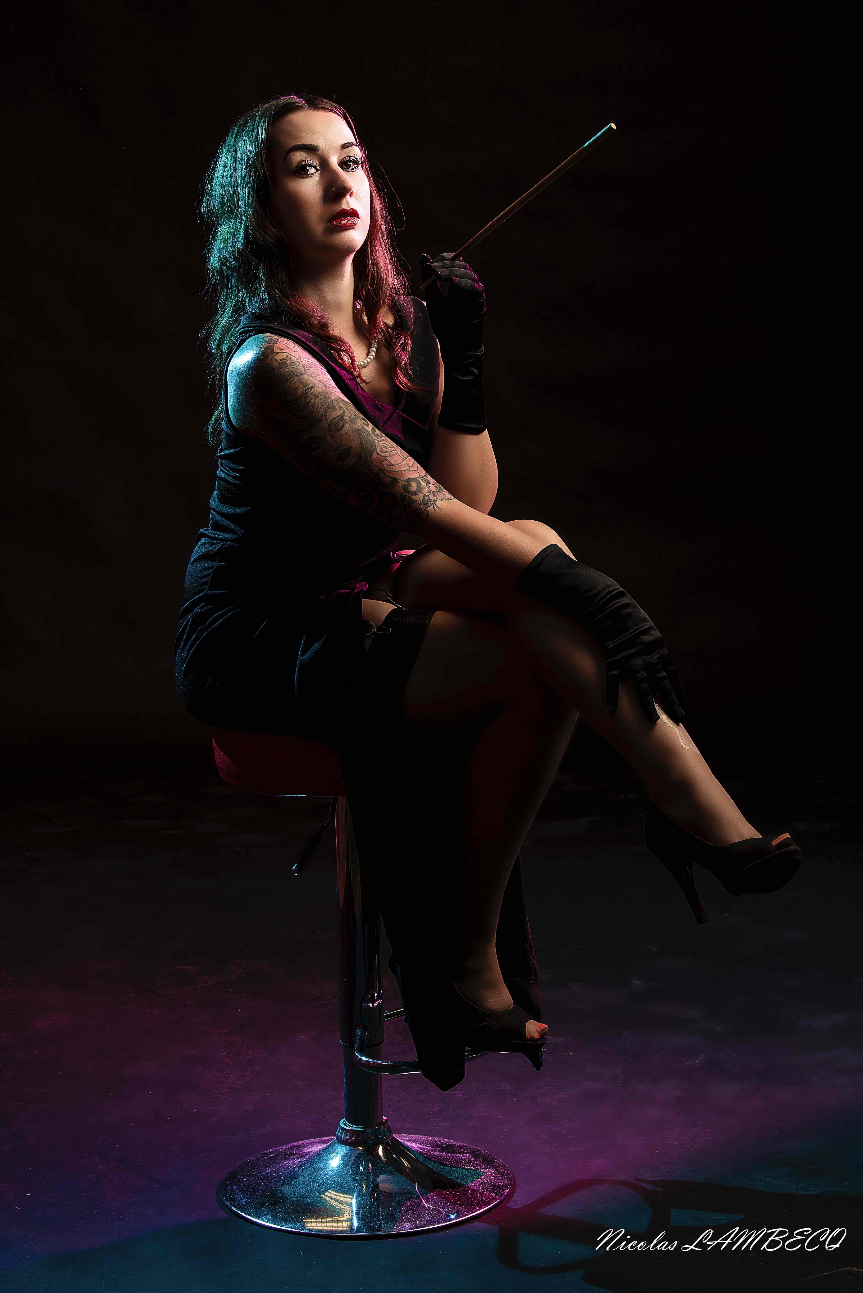 Portrait studio à Agen : ambiance minimaliste et moderne